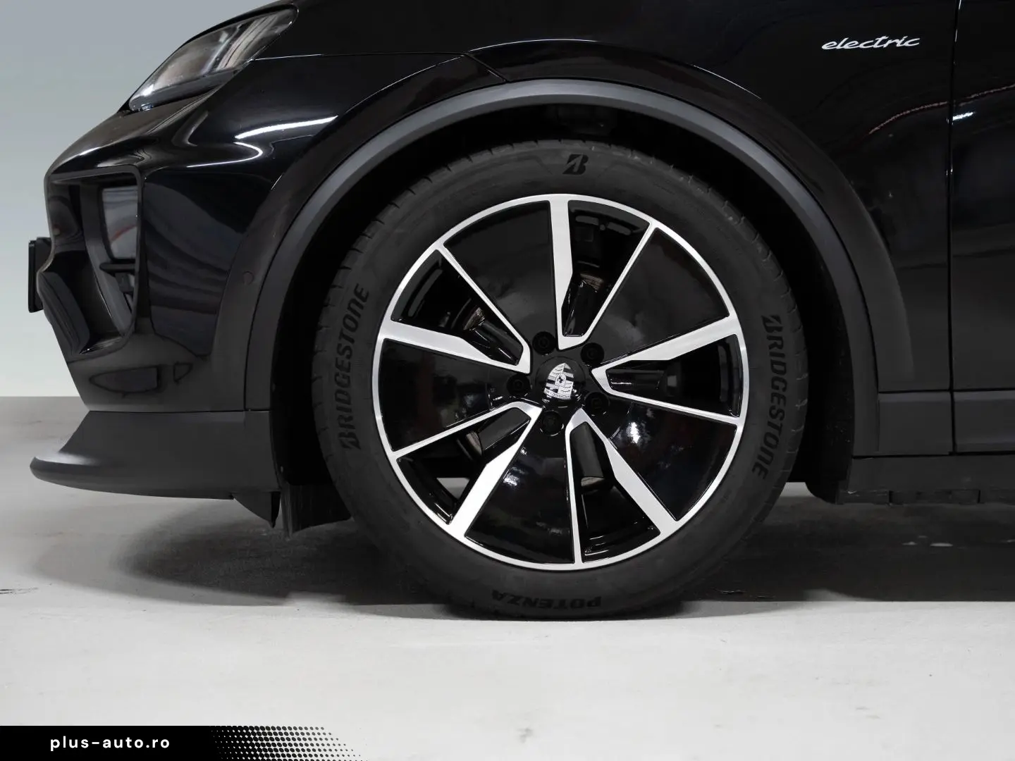 PORSCHE Macan 4 Electric PASM - LIVRARE RAPIDA!