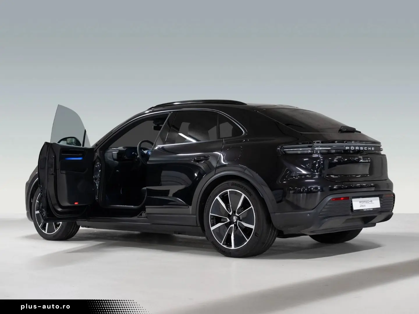 PORSCHE Macan 4 Electric PASM - LIVRARE RAPIDA!