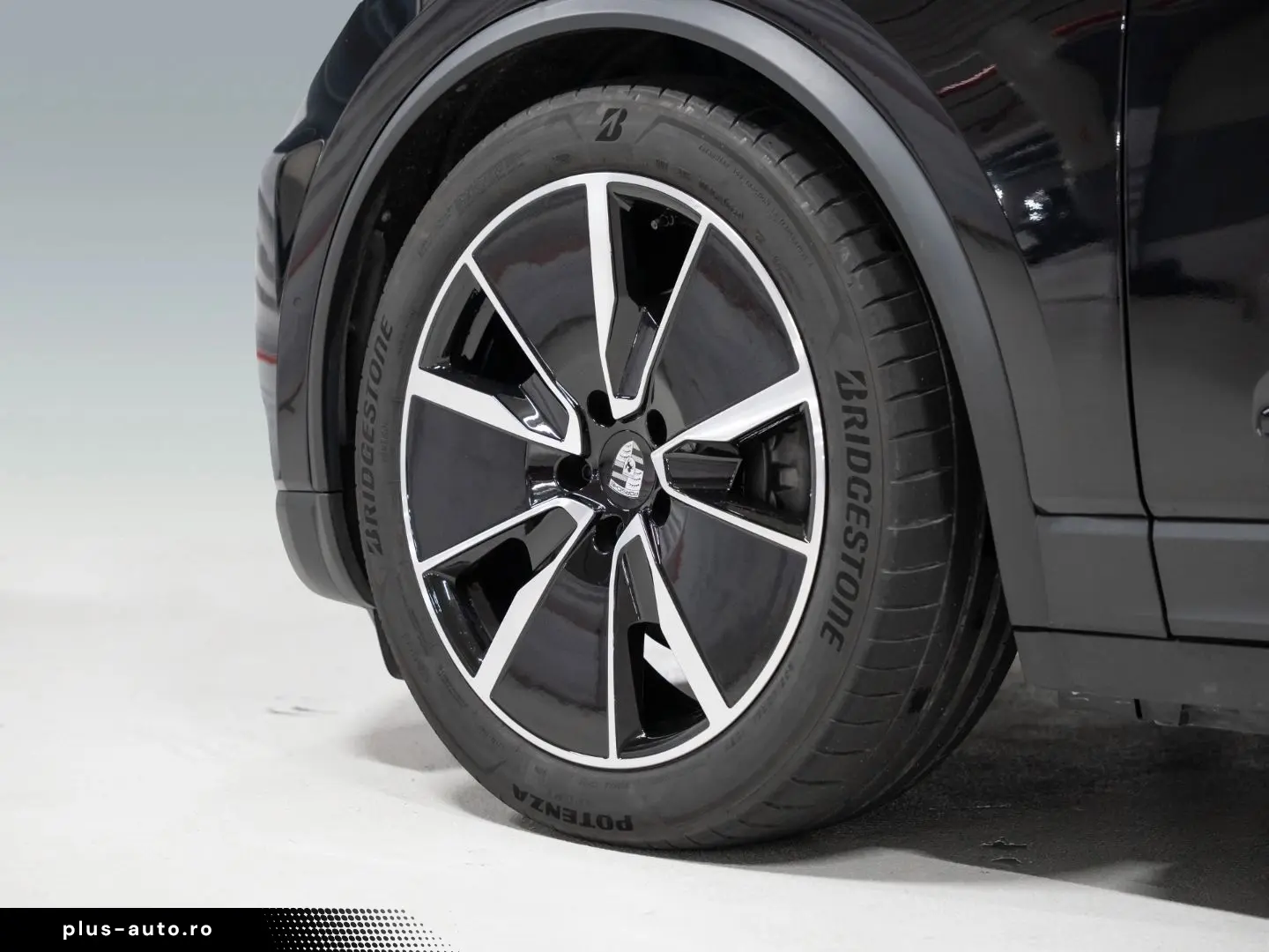 PORSCHE Macan 4 Electric PASM - LIVRARE RAPIDA!