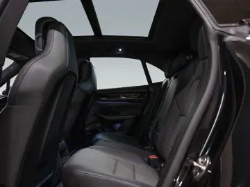 PORSCHE Macan 4 Electric PASM - LIVRARE RAPIDA!