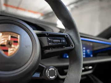 PORSCHE Macan 4 Electric PASM - LIVRARE RAPIDA!