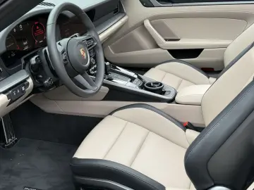 PORSCHE 992 911 Carrera Cabriolet - LIVRARE RAPIDA!