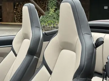 PORSCHE 992 911 Carrera Cabriolet - LIVRARE RAPIDA!