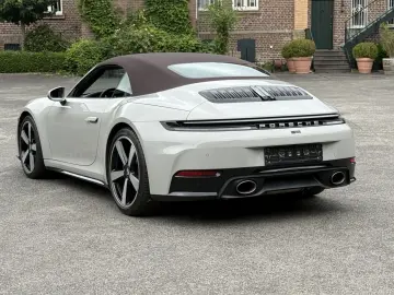 PORSCHE 992 911 Carrera Cabriolet - LIVRARE RAPIDA!