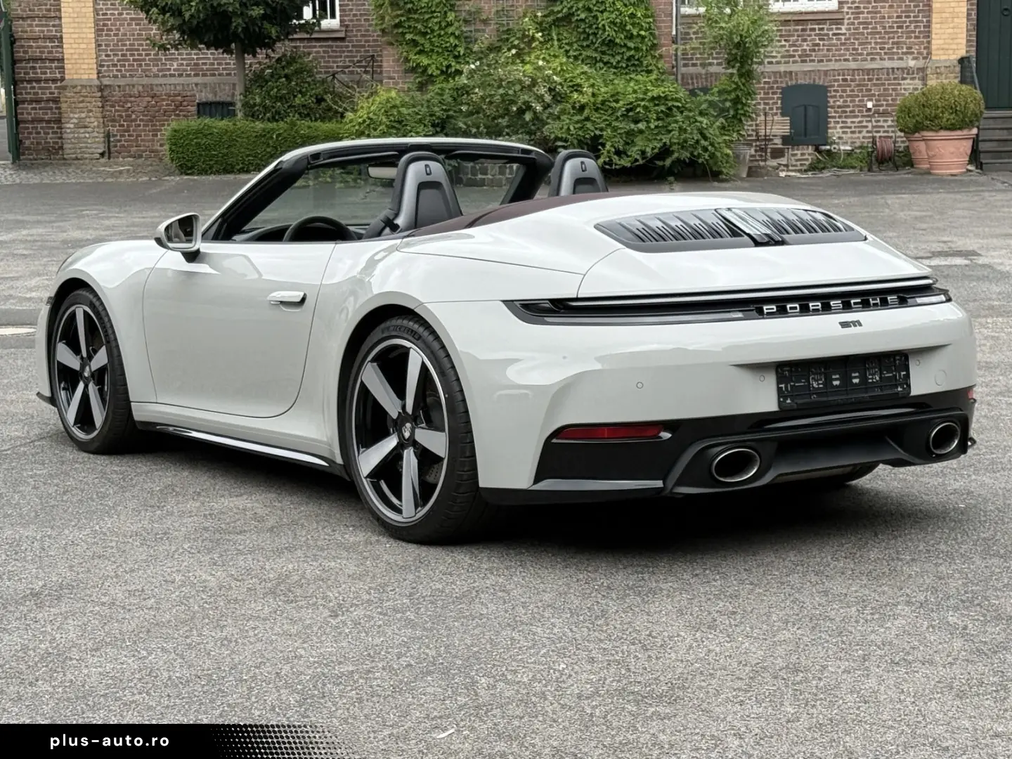 PORSCHE 992 911 Carrera Cabriolet - LIVRARE RAPIDA!