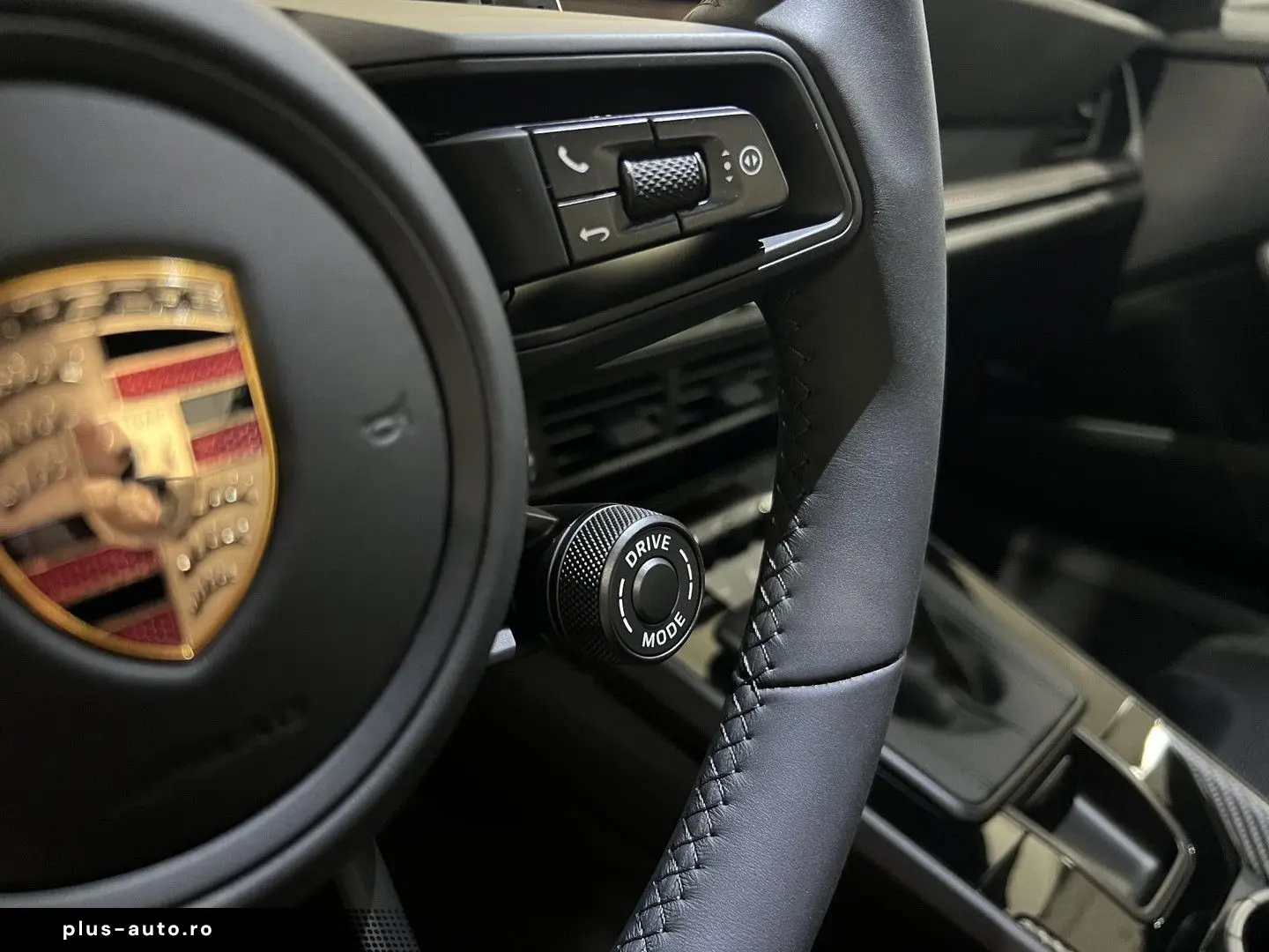 PORSCHE 992 911 4.0 GT3 Touring Facelift - LIVRARE RAPIDA!
