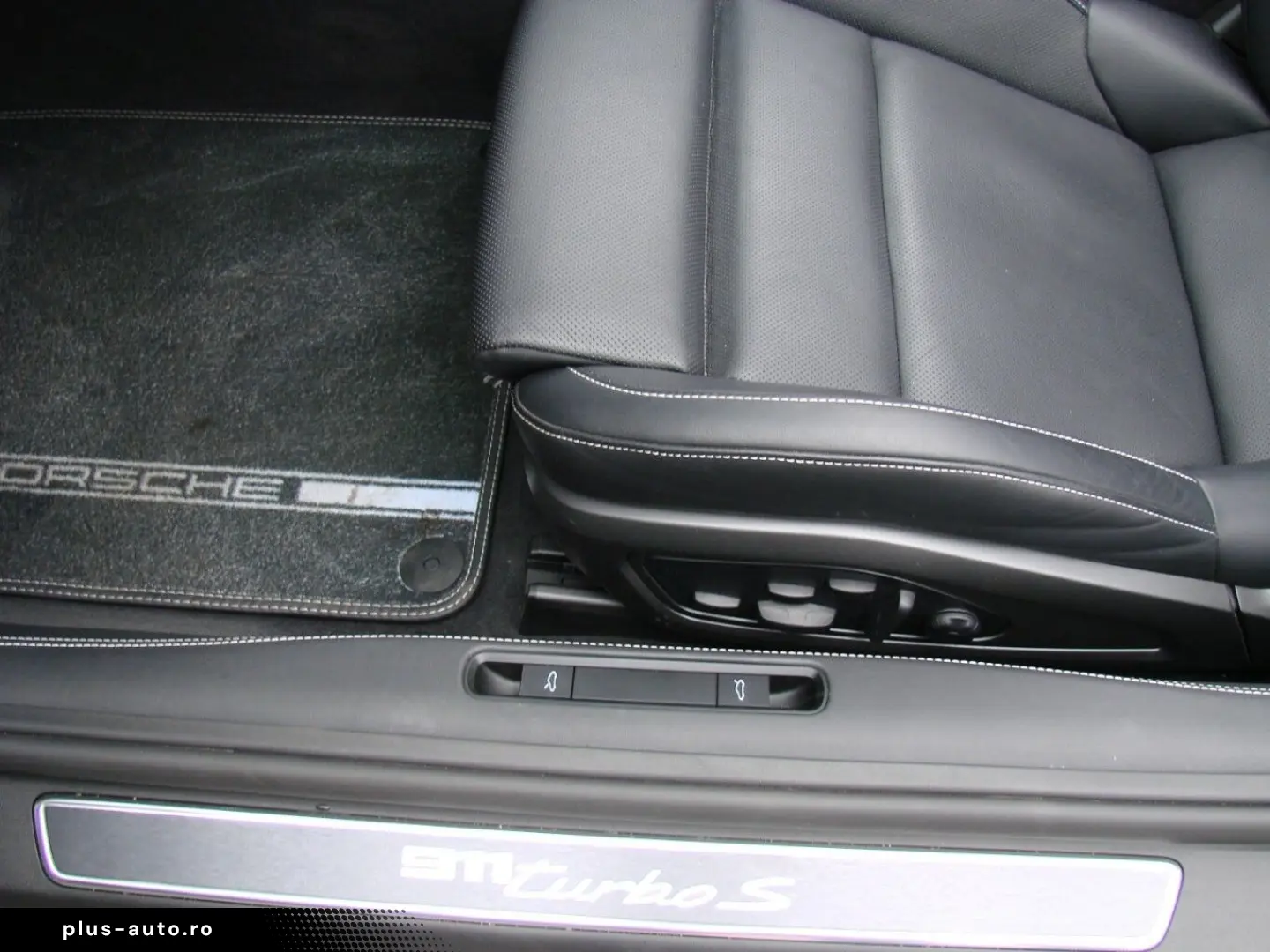 PORSCHE 992 Turbo S Matrix Lift - LIVRARE RAPIDA!