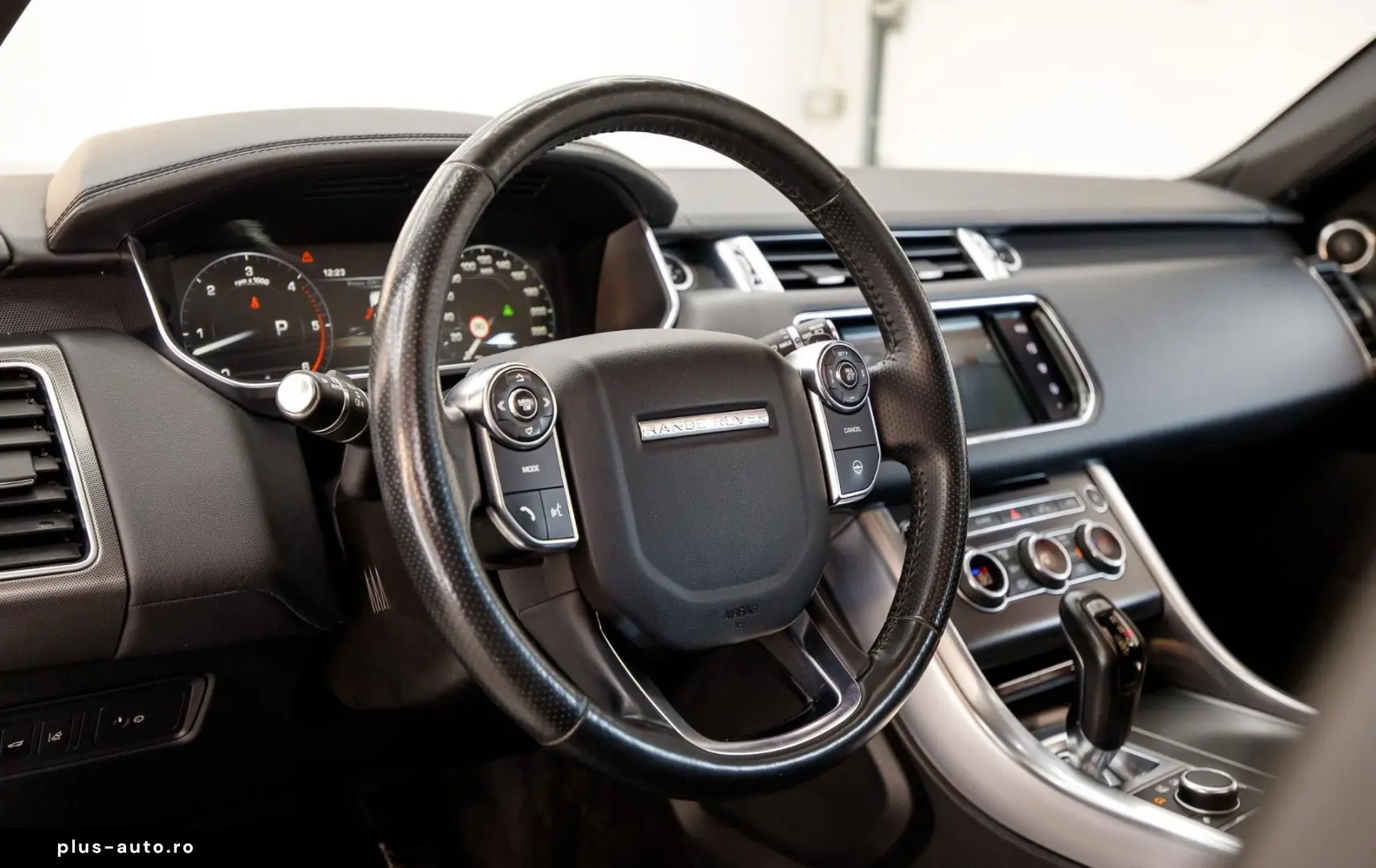 Land-Rover Range-Rover-Sport