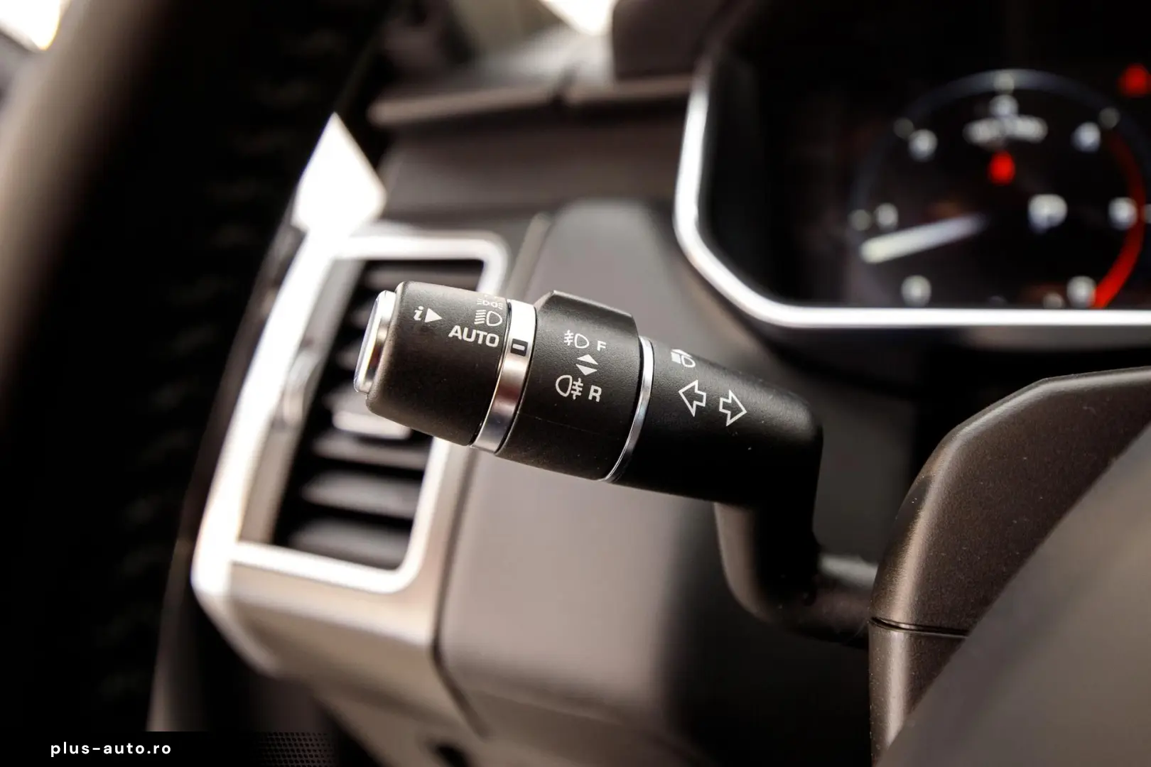 Land-Rover Range-Rover-Sport
