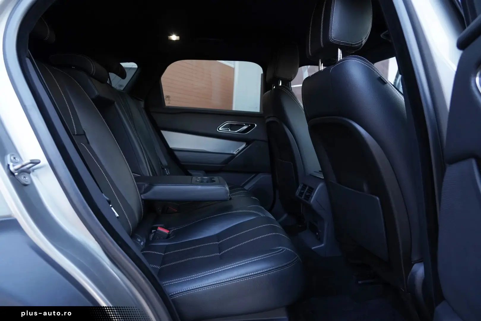 Land-Rover Range-Rover-Velar