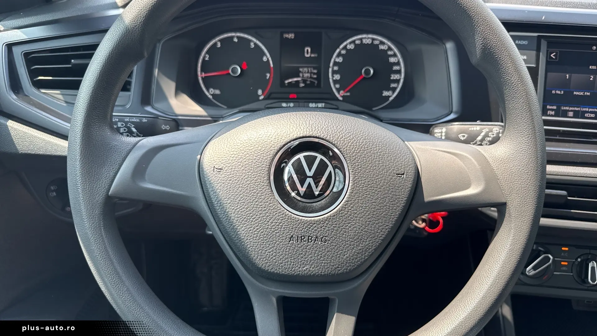 VW Polo Trendline 1.0 4 usi