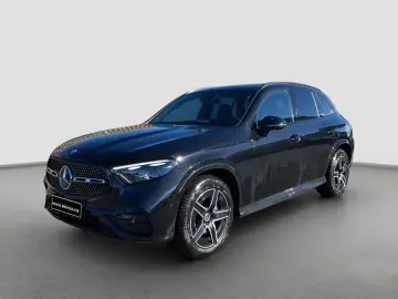MERCEDES-BENZ GLC 200 4MATIC AMGLine NightPaket Kame…