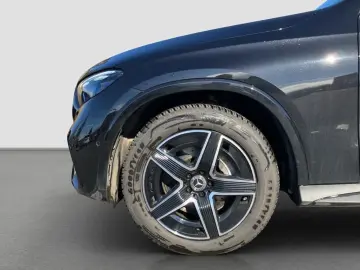 MERCEDES-BENZ GLC 200 4MATIC AMGLine NightPaket Kame…