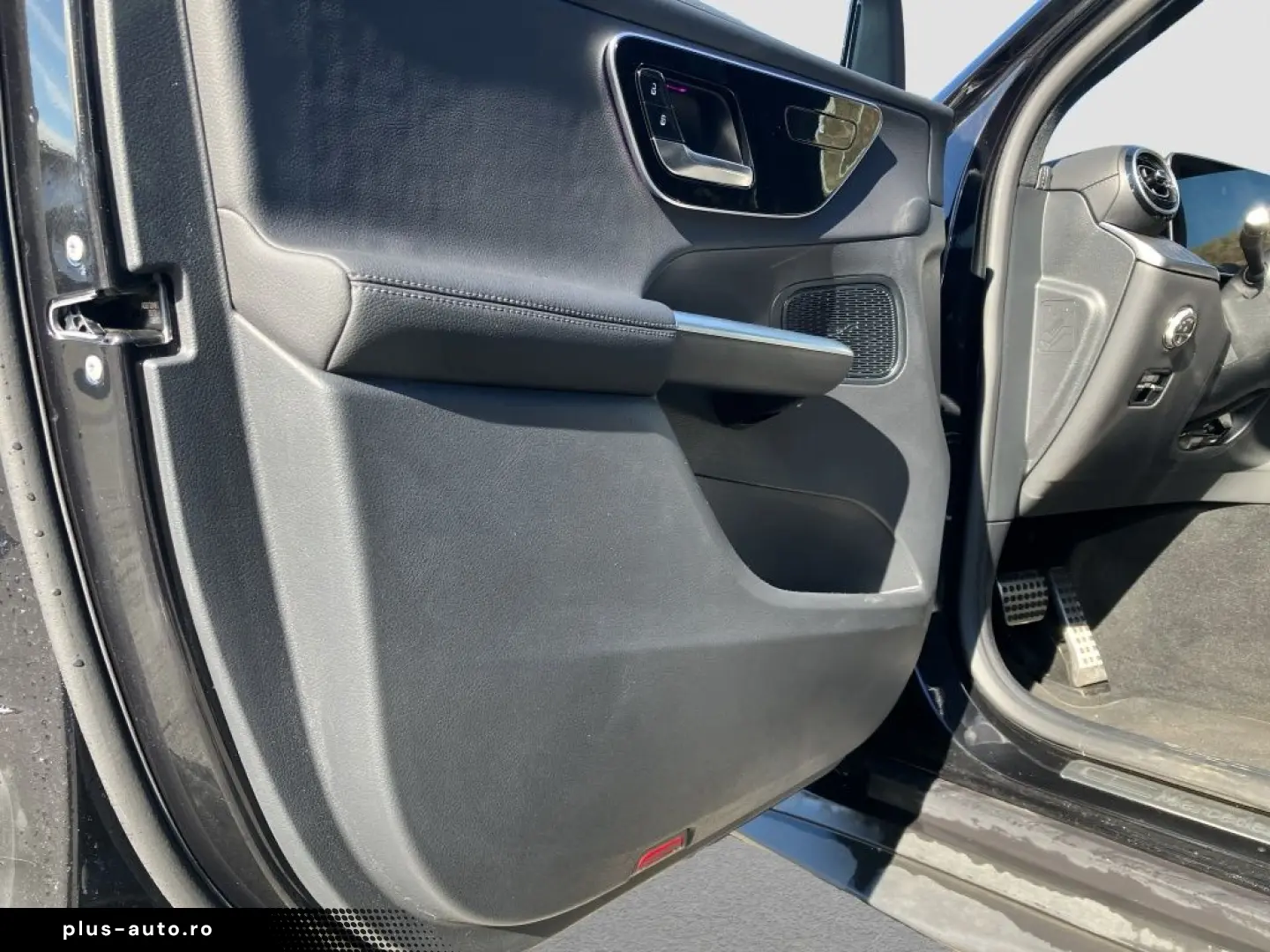 MERCEDES-BENZ GLC 200 4MATIC AMGLine NightPaket Kame&hellip;