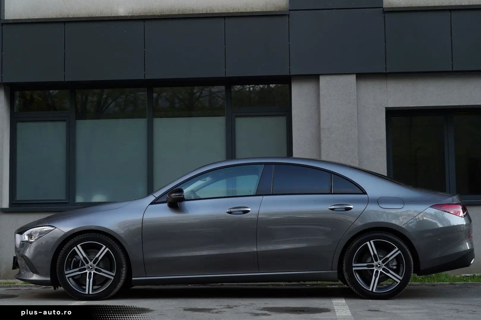 Mercedes-Benz Cla-180