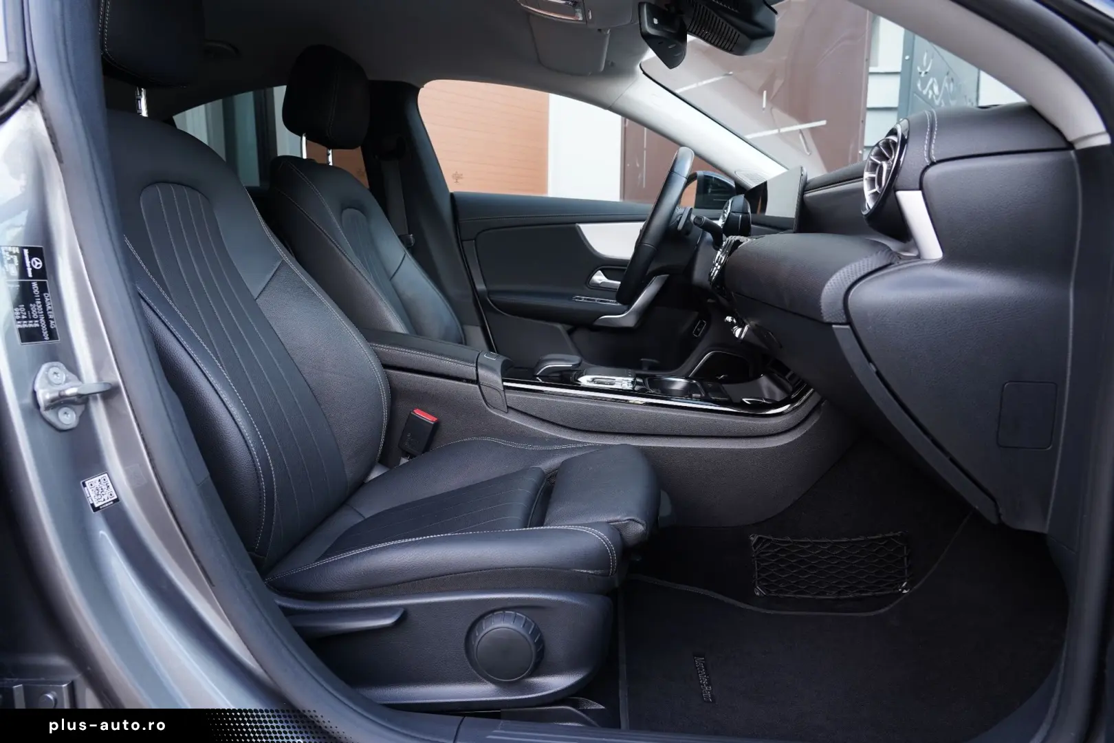 Mercedes-Benz Cla-180