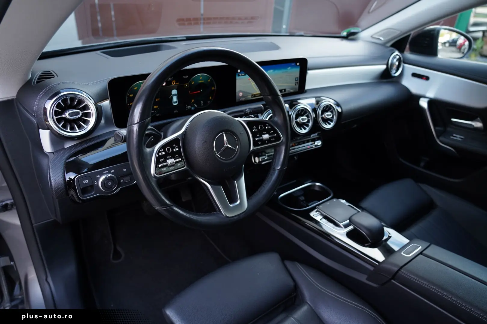 Mercedes-Benz Cla-180