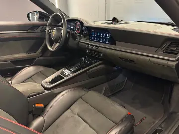 PORSCHE 992 Targa 4 GTS  Full options
