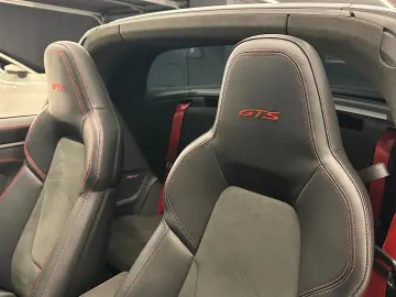 PORSCHE 992 Targa 4 GTS  Full options