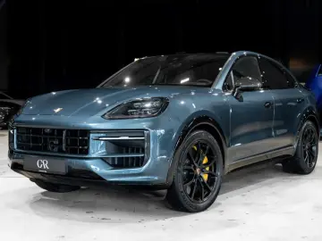 PORSCHE Cayenne Coupe GTS Individual 360 PCCB Burmester