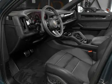 PORSCHE Cayenne Coupe GTS Individual 360 PCCB Burmester