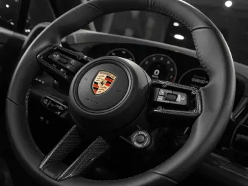 PORSCHE Cayenne Coupe GTS Individual 360 PCCB Burmester