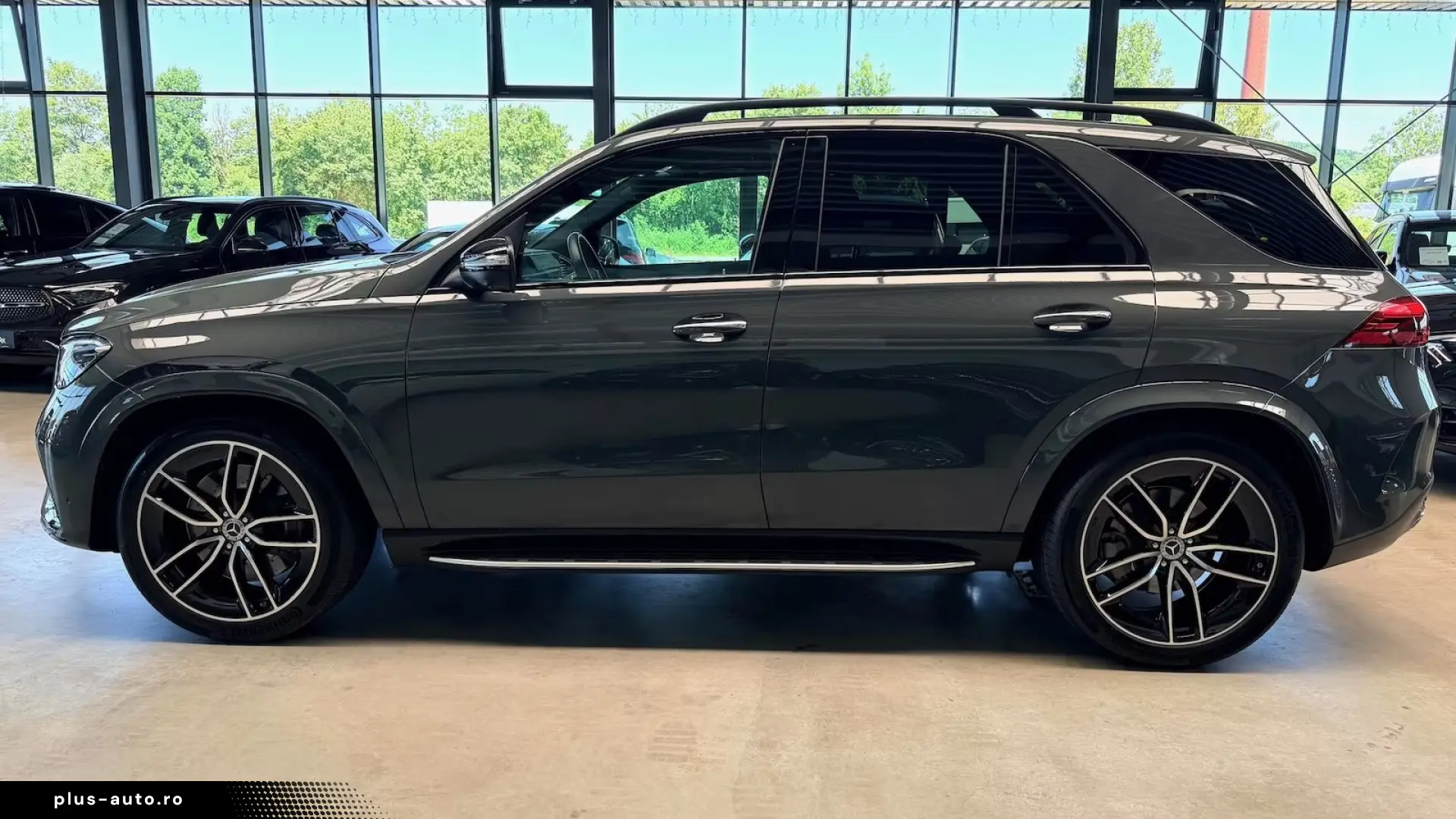 Mercedes-Benz GLE 450d 4M AMG Night   Finanțare Leasing
