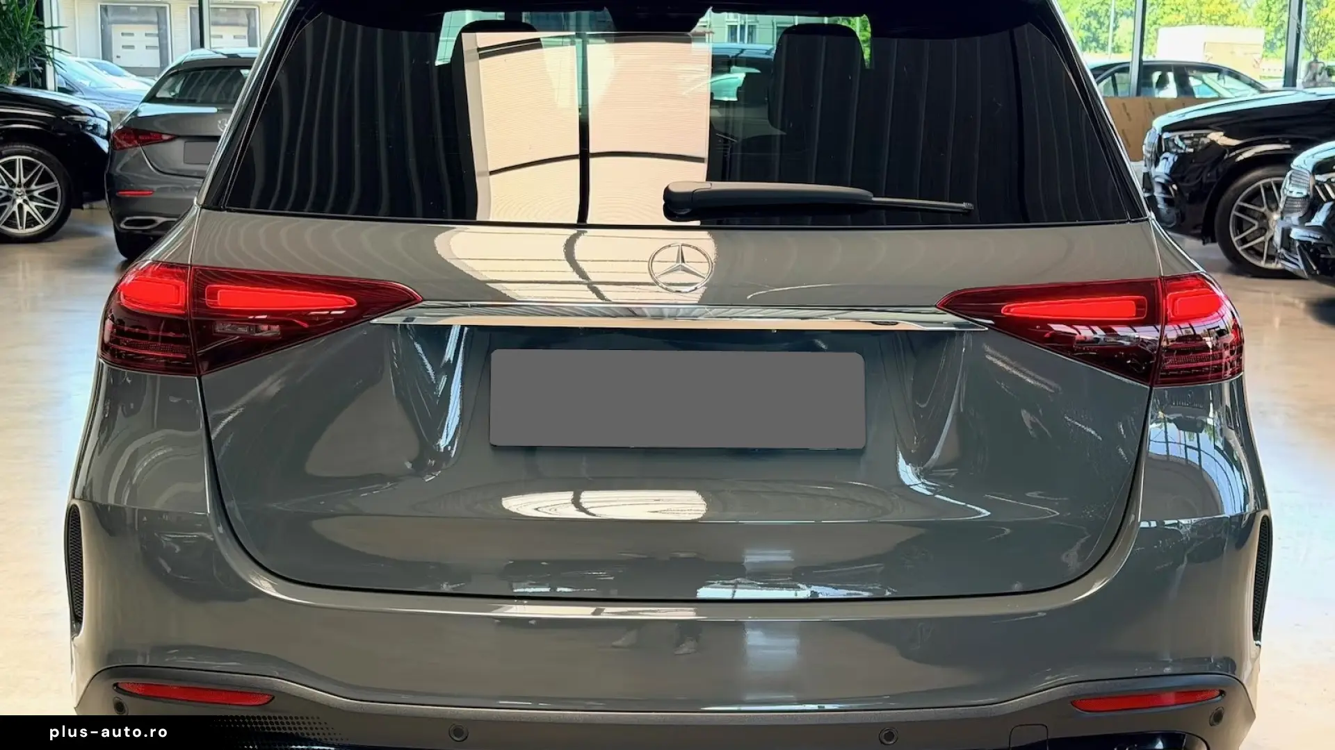 Mercedes-Benz GLE 450d 4M AMG Night   Finanțare Leasing