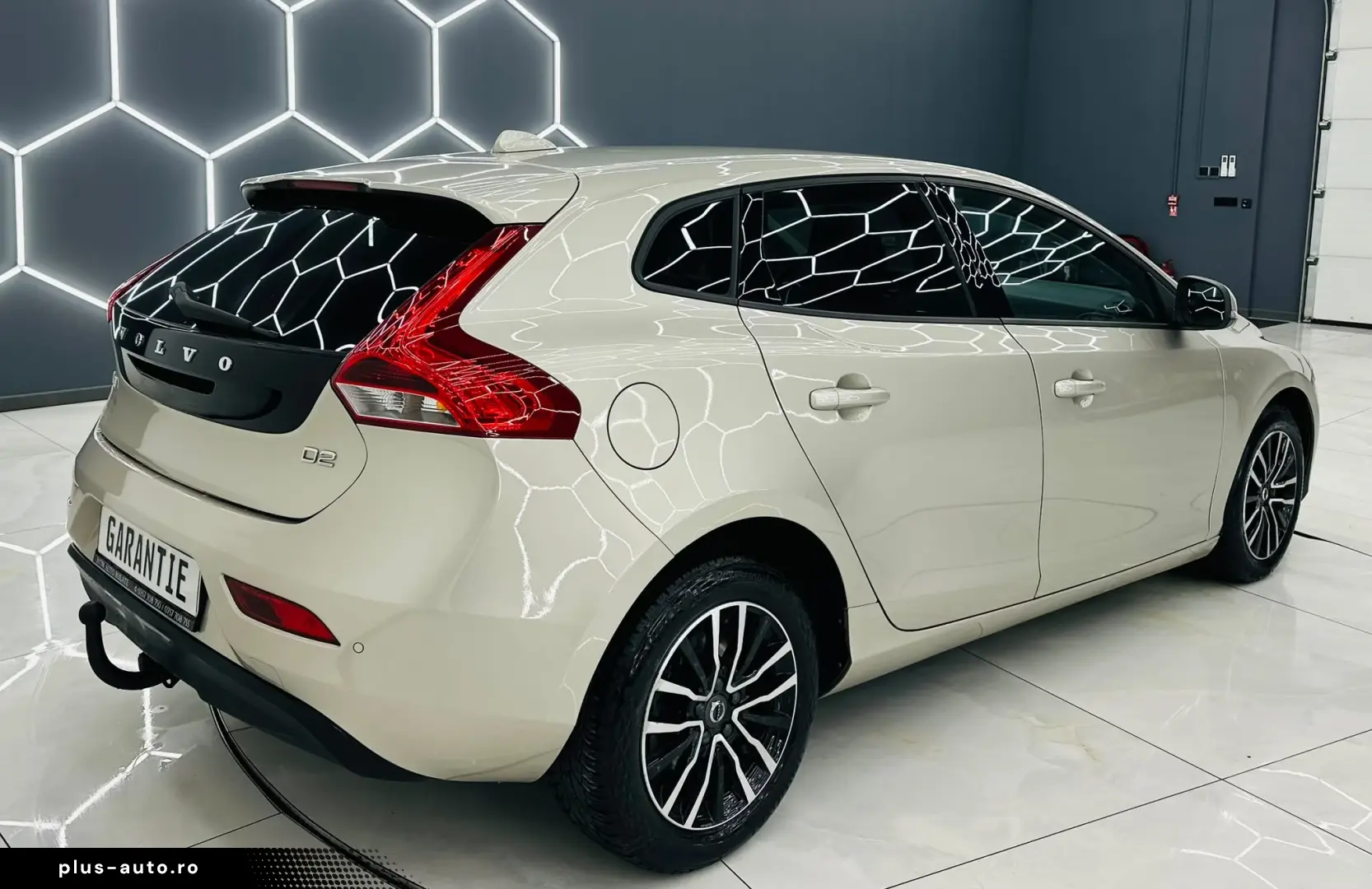 VOLVO V40 2017 2.0D E6 Garantie 12 Luni Rate Avans 0 Doar Cu