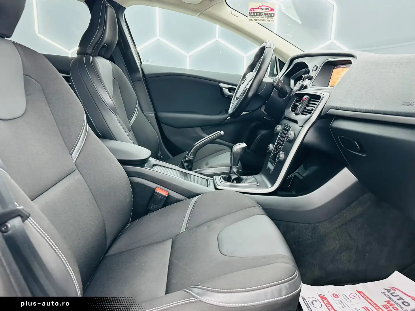 VOLVO V40 2017 2.0D E6 Garantie 12 Luni Rate Avans 0 Doar Cu