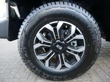 BAW 212 4 x4 Diesel Automatik GSD Metallic ALU
