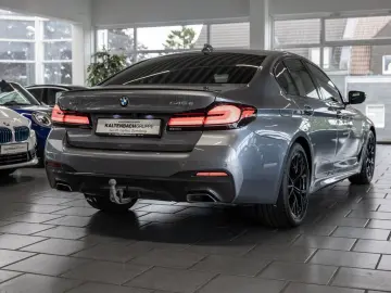 BMW 545 e xDrive M-Sport AHK LED ACC W-LAN NAVI SHZ