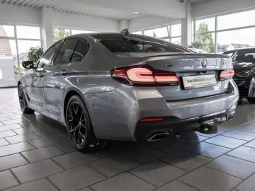 BMW 545 e xDrive M-Sport AHK LED ACC W-LAN NAVI SHZ