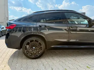 BMW X4 M Competition Pano AHK Carbon Sitzbelüftung
