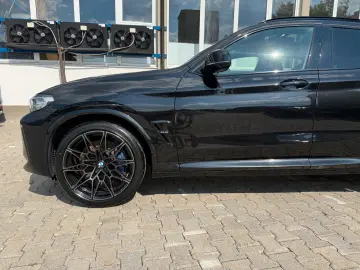 BMW X4 M Competition Pano AHK Carbon Sitzbelüftung