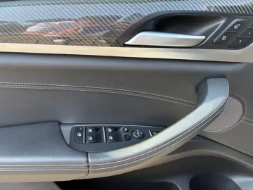 BMW X4 M Competition Paket HUD AHK Pano MemoSitze Be