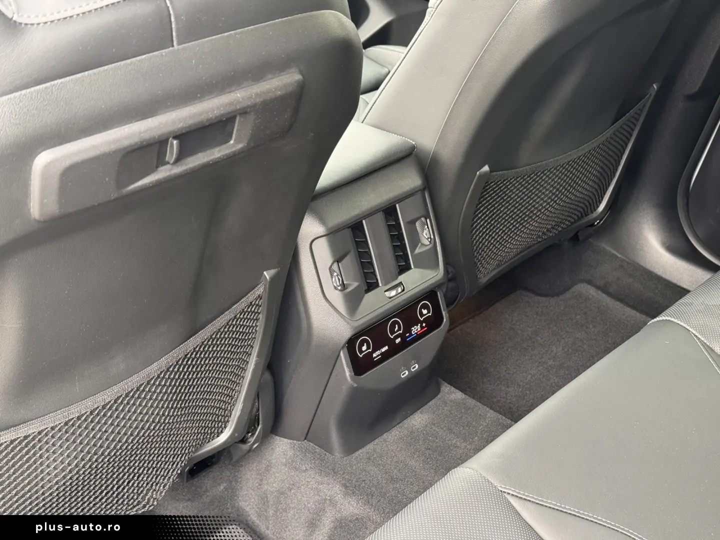 BMW X3 M50 M SPORT PRO  AHK  HAED-UP  ICONIC