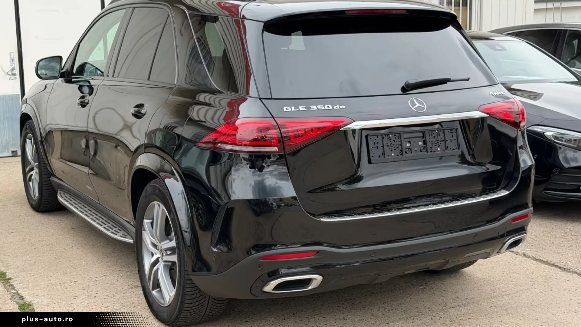 Mercedes-Benz GLE 350de 4Matic AMG   Finanțare Leasing