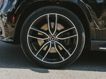 Mercedes-Benz GLS 450