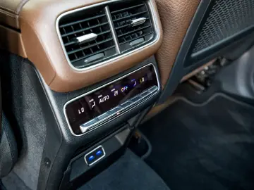 Mercedes-Benz GLS 450