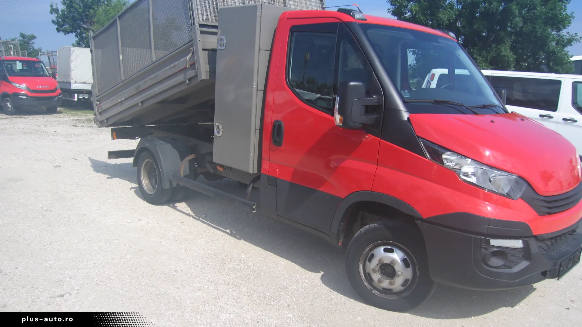 VAND  IVECO DAILY 3 LOC. BASCULABIL   AC. 2018.
