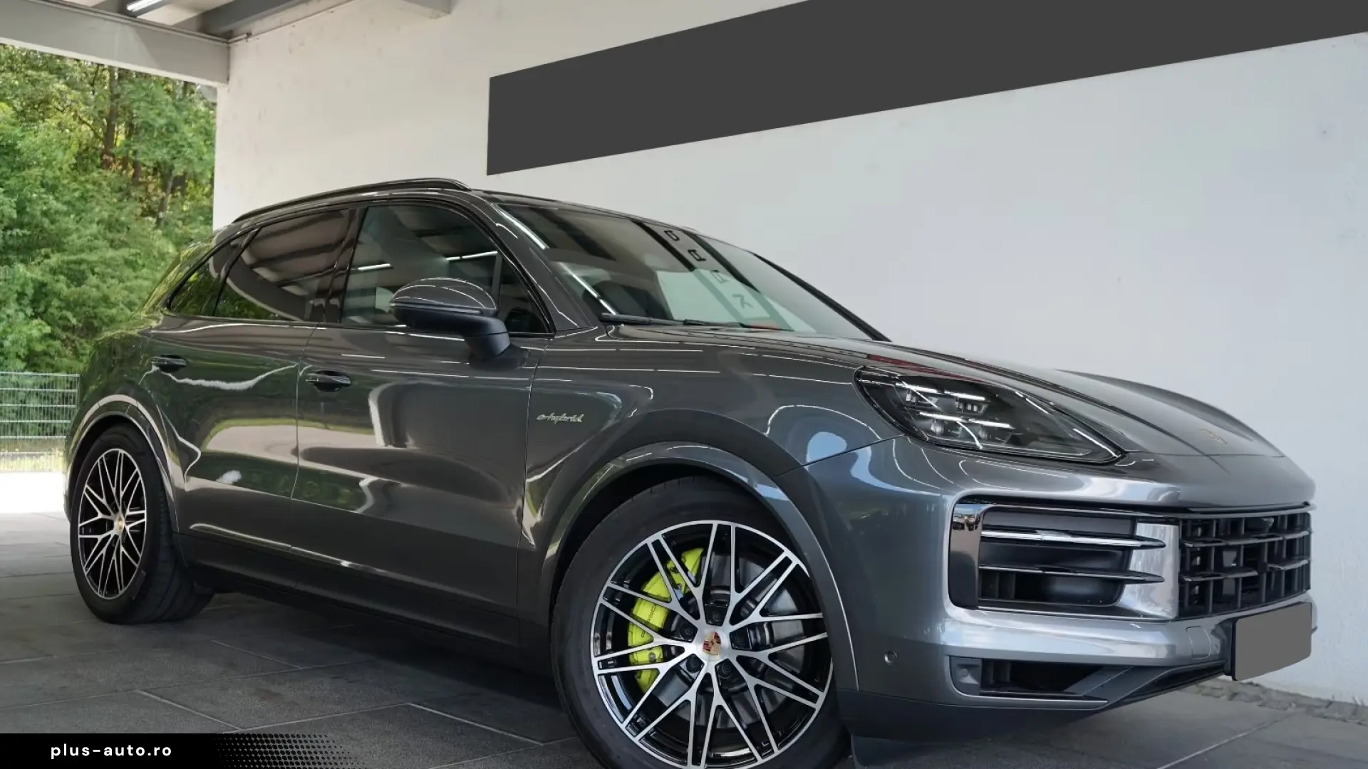 Porsche Cayenne S E-hybrid   Finanțare Leasing