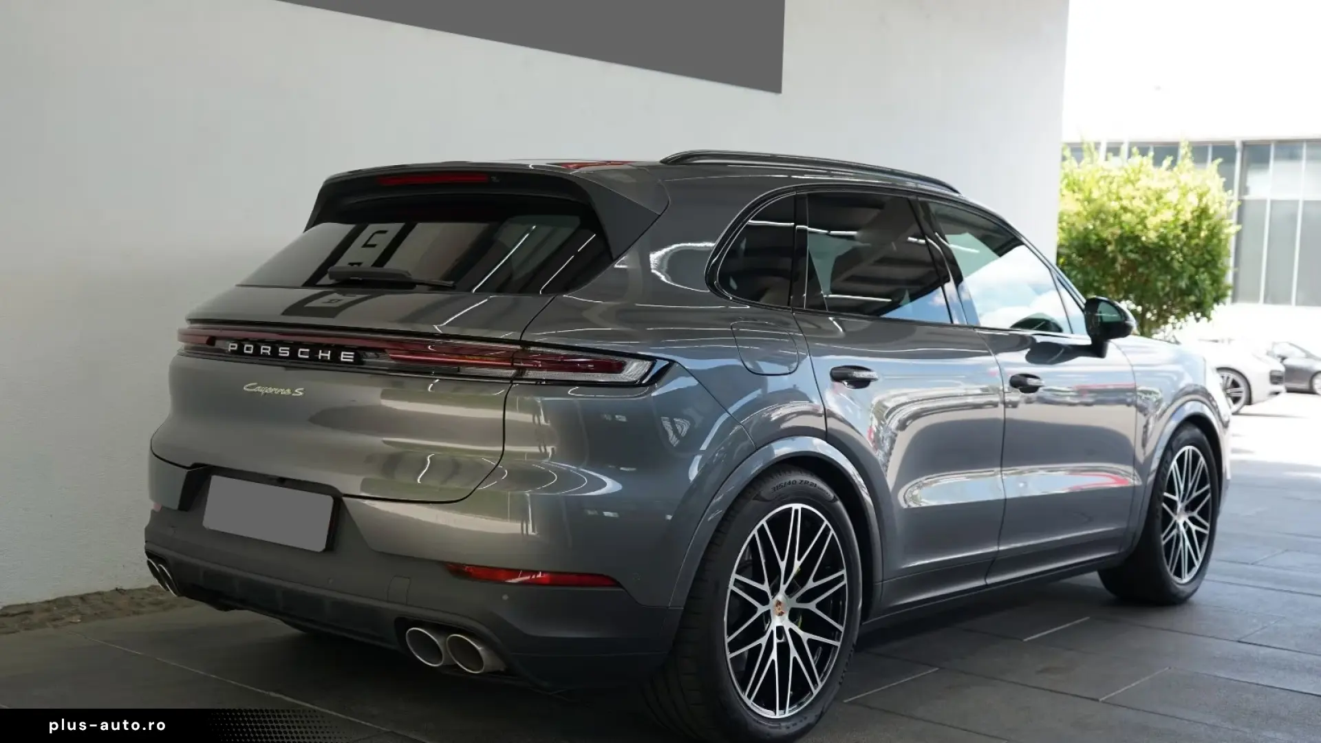Porsche Cayenne S E-hybrid   Finanțare Leasing