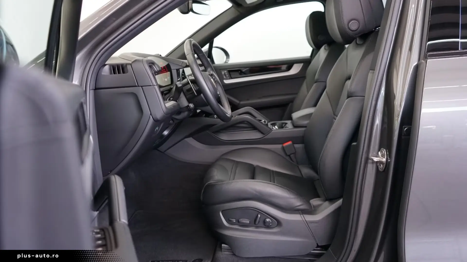 Porsche Cayenne S E-hybrid   Finanțare Leasing