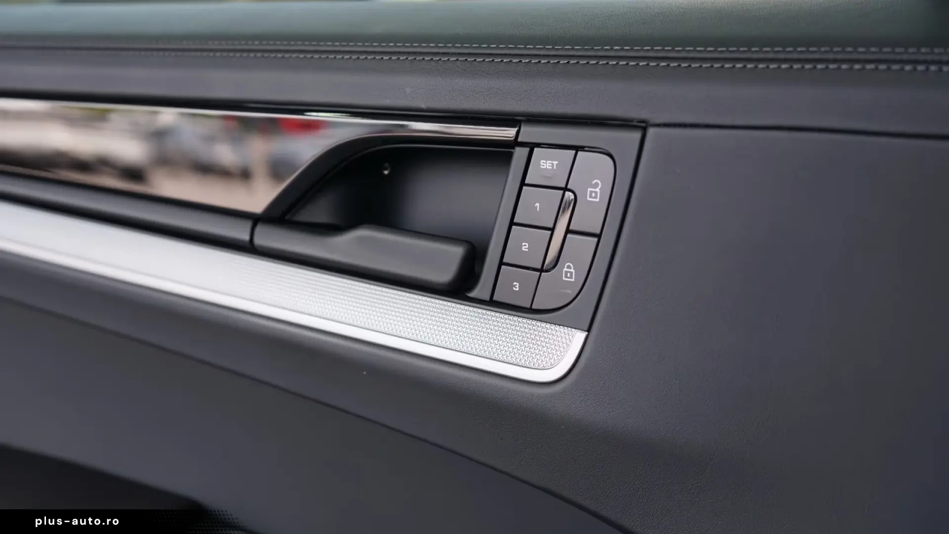 Porsche Cayenne S E-hybrid   Finanțare Leasing