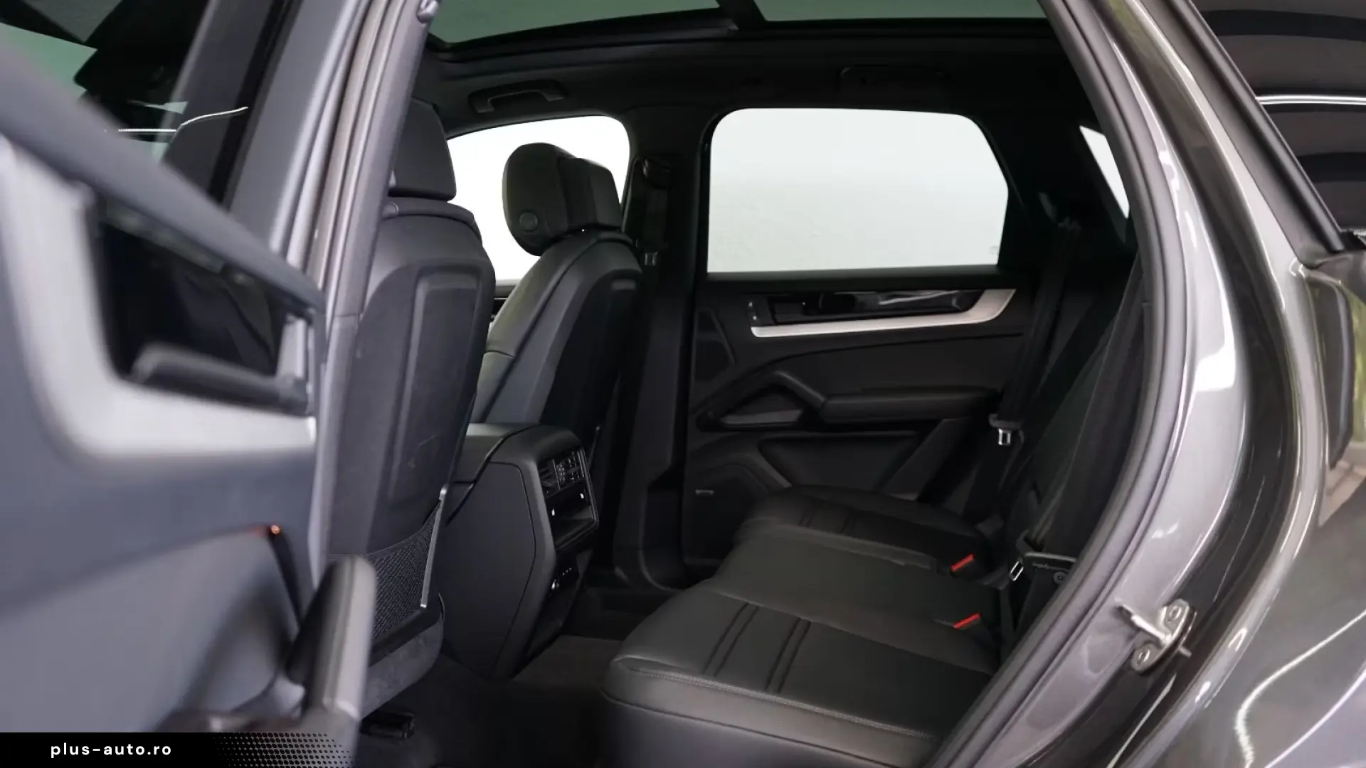 Porsche Cayenne S E-hybrid   Finanțare Leasing