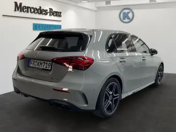Mercedes-Benz A 250 4M Special Edition AMG LED AHK Night PTS