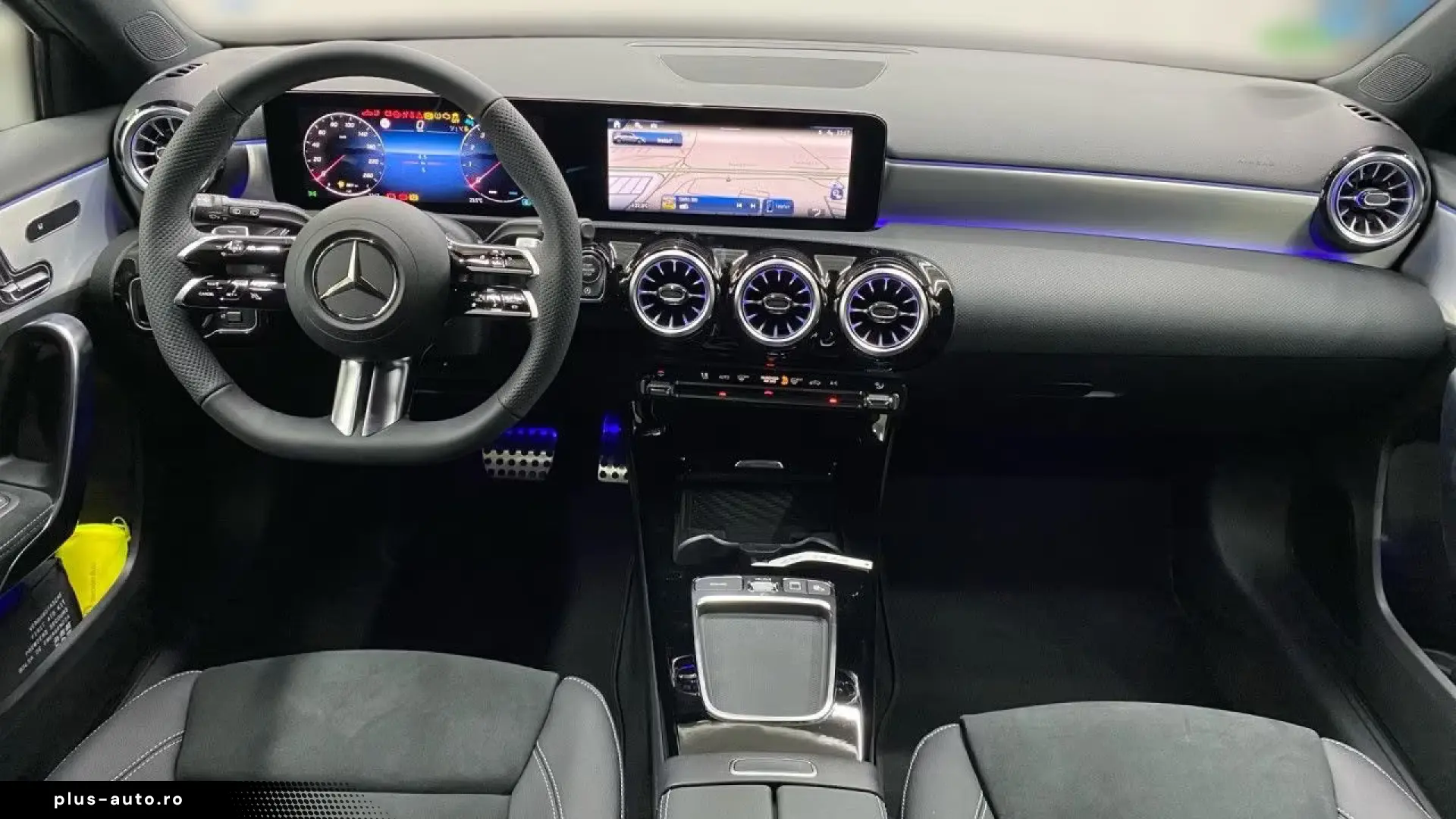 Mercedes-Benz A 250 4M Special Edition AMG LED AHK Night PTS