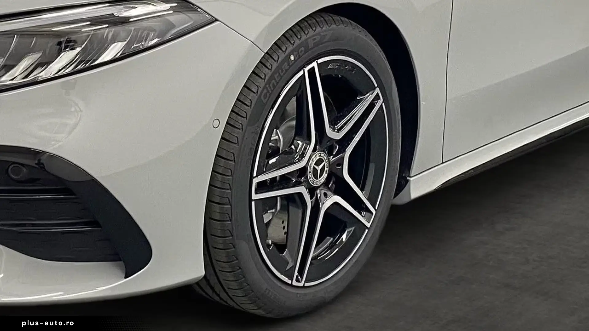 Mercedes-Benz A 250 4M Special Edition AMG LED AHK Night PTS