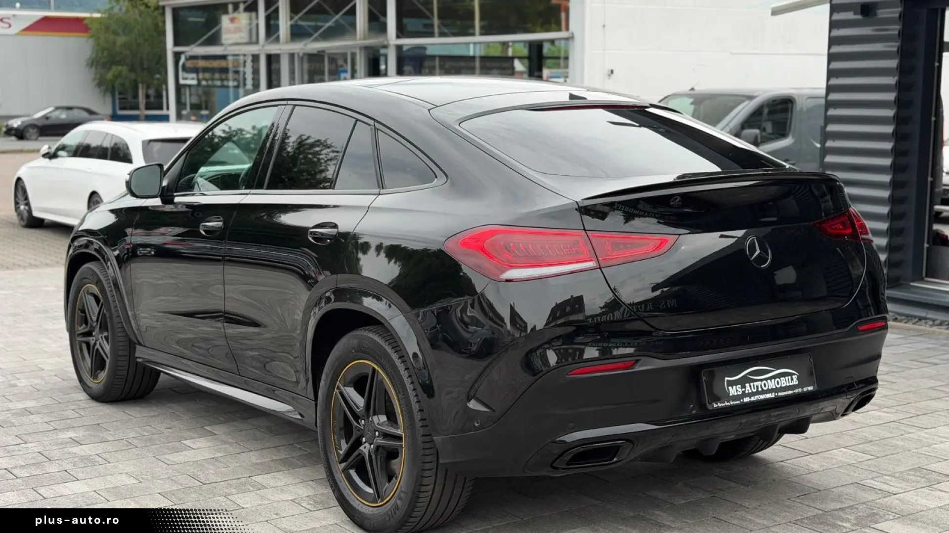 Mercedes-Benz GLE 400d Coupe 4M AMG   Finanțare Leasing